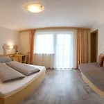 Haus Brigitta Διαμέρισμα Tux